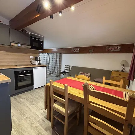 Apartment Pour 4 Pers. Au Coeur De L'alpe D'huez, Proche Telecentre, Animaux Acceptes - Fr-1-405-103