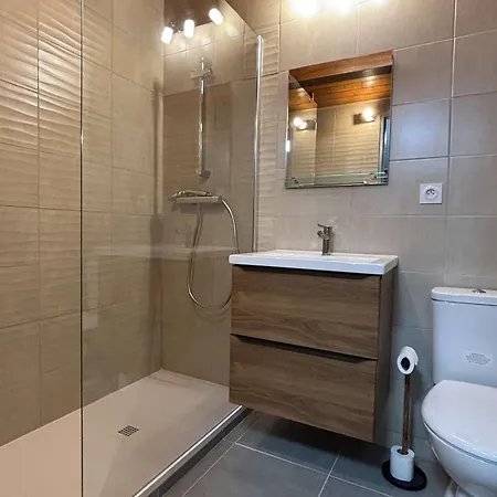 Apartment Pour 4 Pers. Au Coeur De L'alpe D'huez, Proche Telecentre, Animaux Acceptes - Fr-1-405-103 *